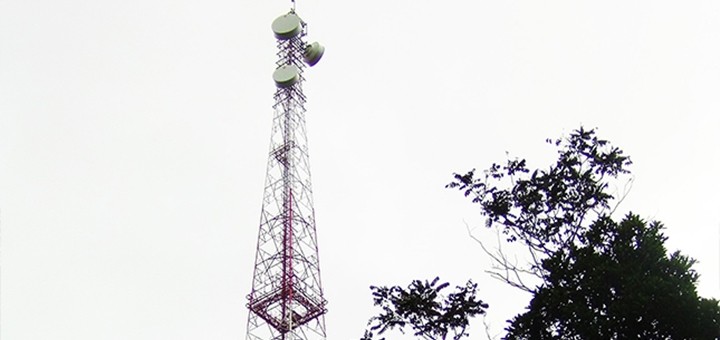 Foto de antena para conectividad